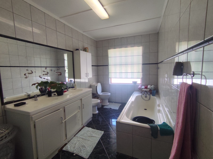 3 Bedroom Property for Sale in Ottery Western Cape